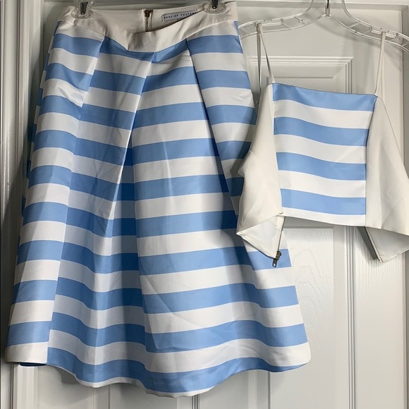 English Factory Dresses & Skirts - English Factory 2 piece shirt and skirt set size M